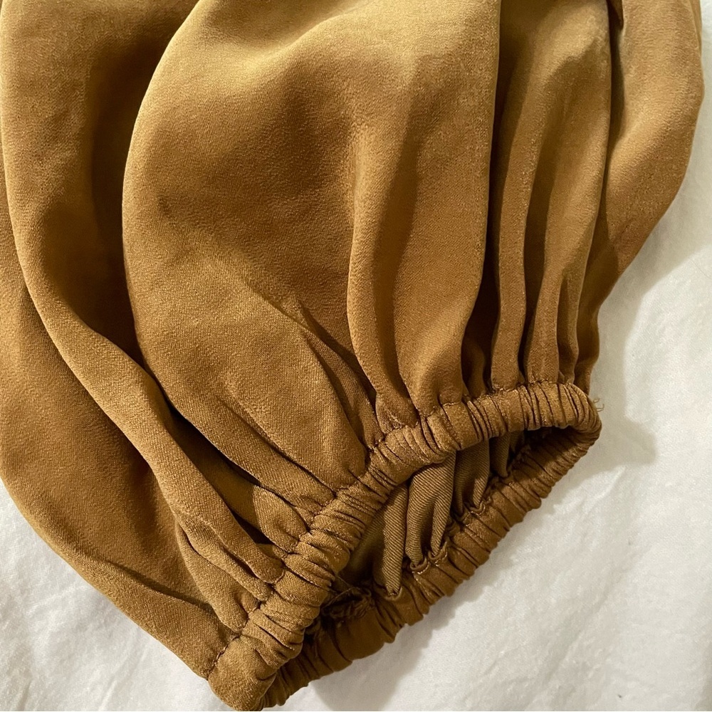 RUFFLE SATIN CROP LONG SLEEVE TOP IN CARAMEL SMALL - Picture 3 of 10
